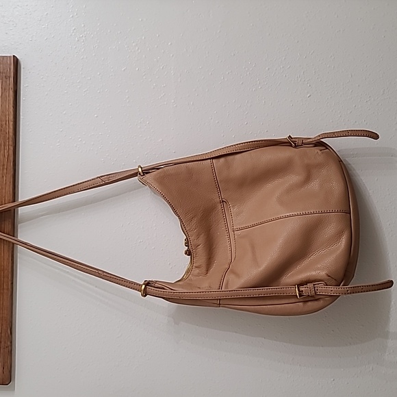 Hobo Merrin Convertible Backpack Pebbled Leather Sandstorm - Picture 2 of 2